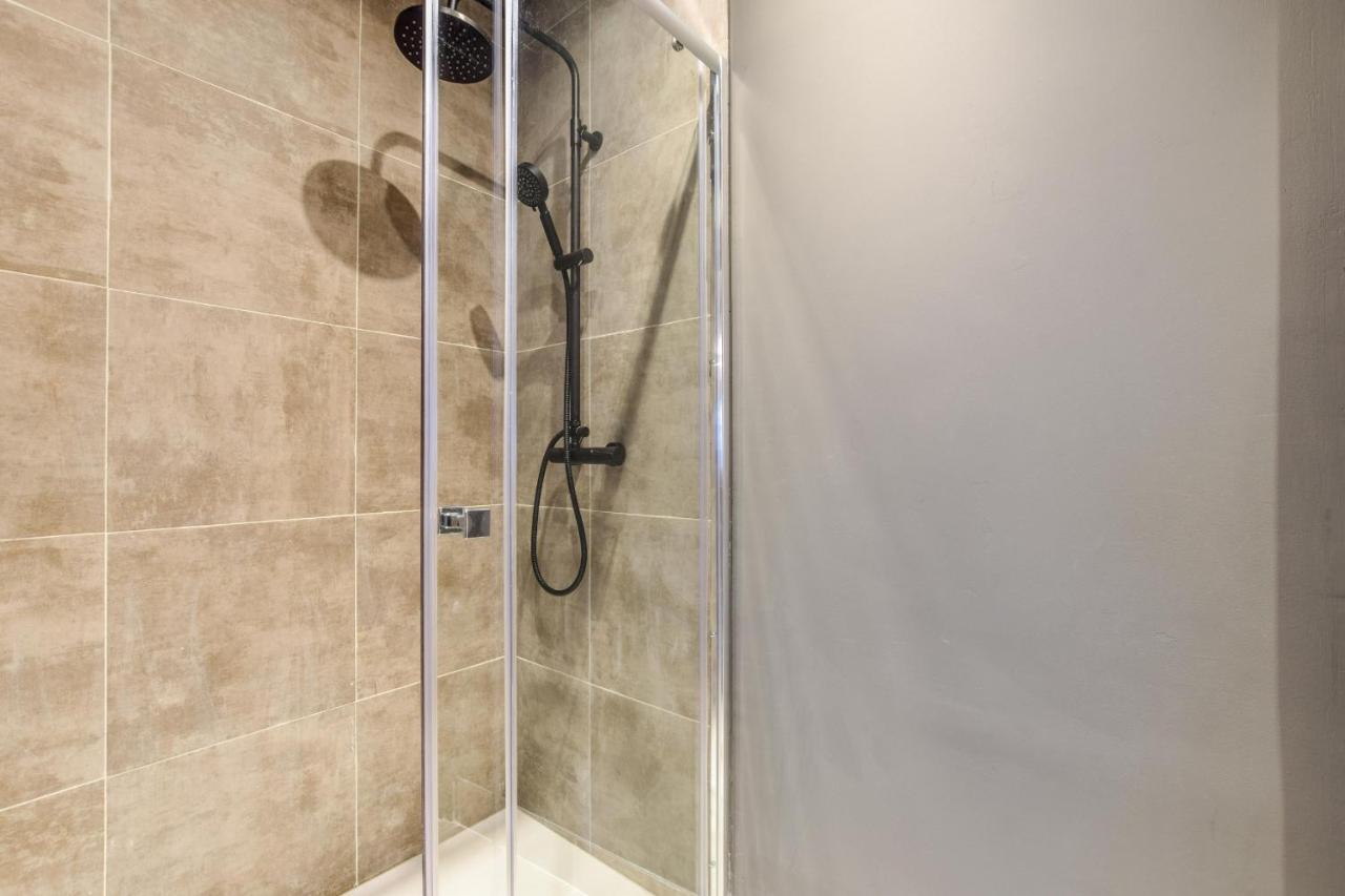 Gran Via Rustico -No Ascensor- Apartment Мадрид Екстериор снимка